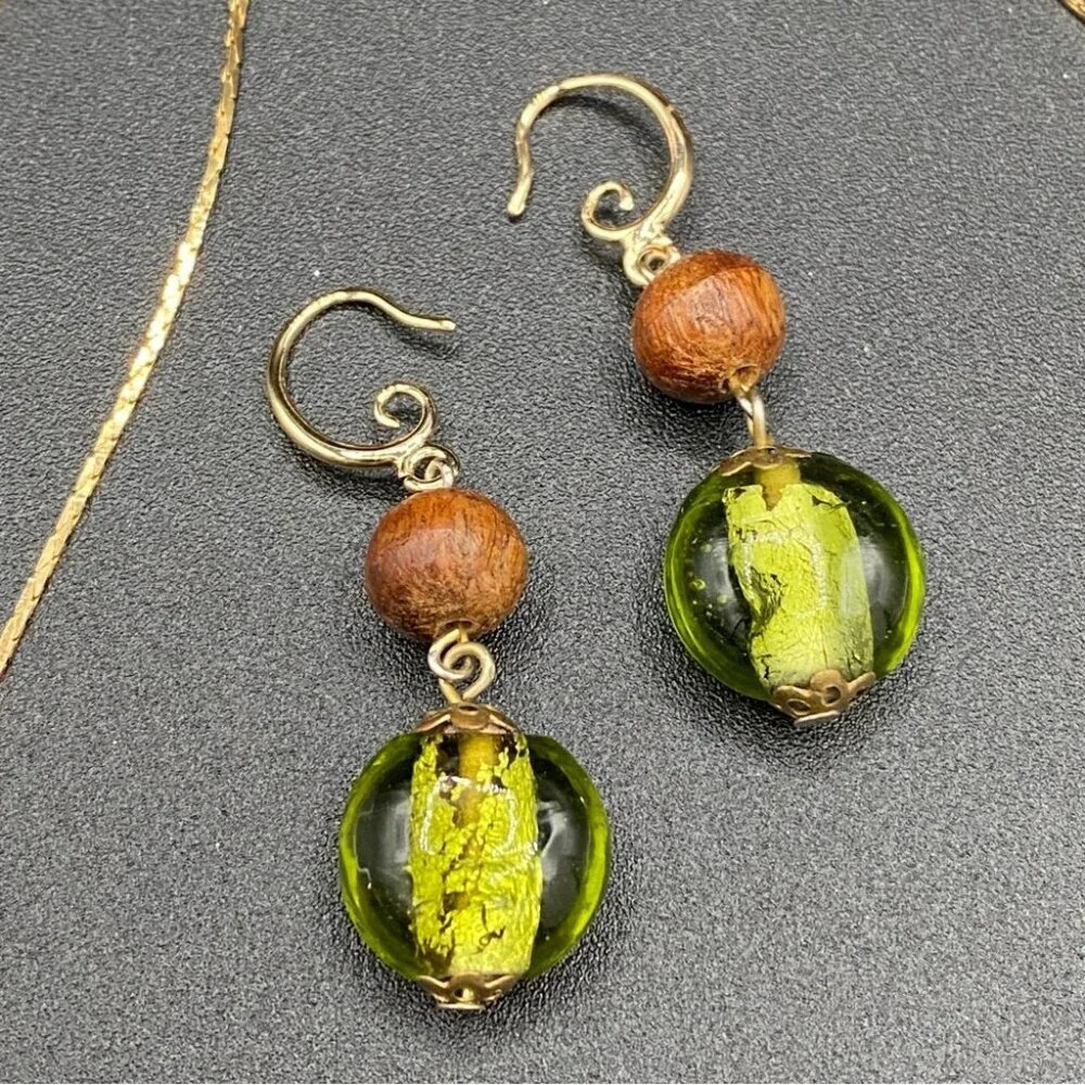 Stunning Venice Murano Green Glass Pendant  and Earring Set - Picture 12 of 15